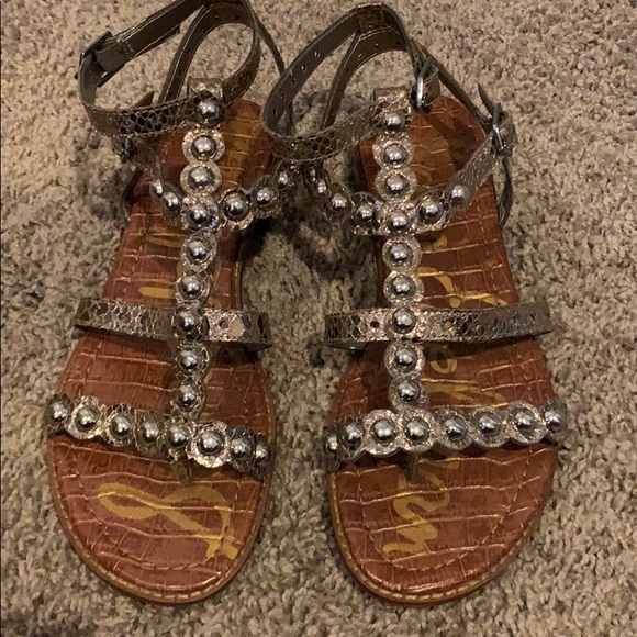 Sandals - Picture 3 of 5